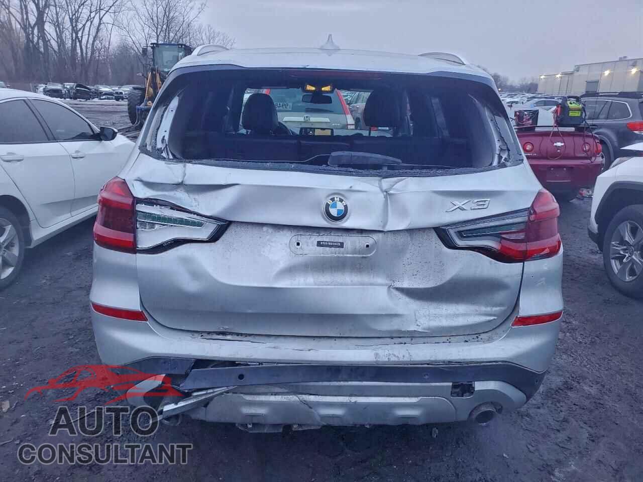 BMW X3 2018 - 5UXTR9C51JLC83735