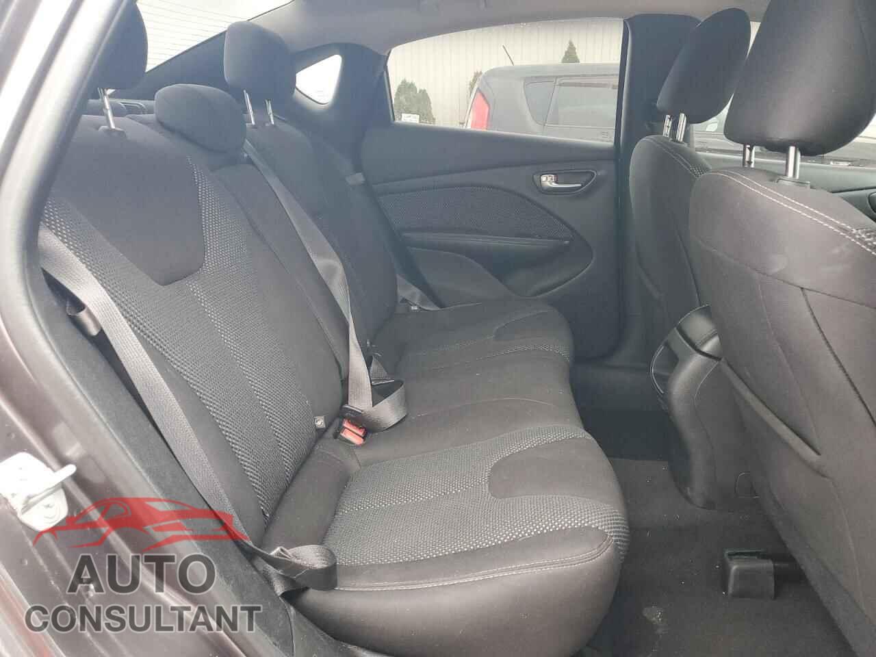 DODGE DART 2015 - 1C3CDFBB0FD123256