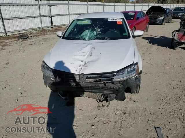 VOLKSWAGEN JETTA 2017 - 3VW2B7AJ2HM344759