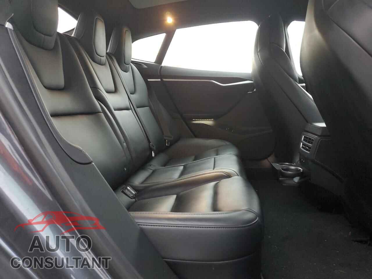TESLA MODEL S 2018 - 5YJSA1E22JF248310