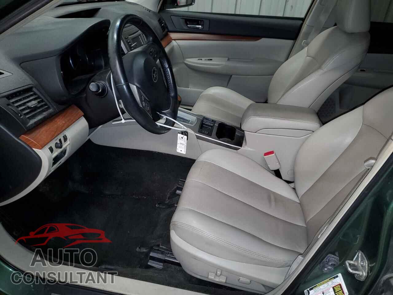 SUBARU OUTBACK 2013 - 4S4BRBKC4D3323470
