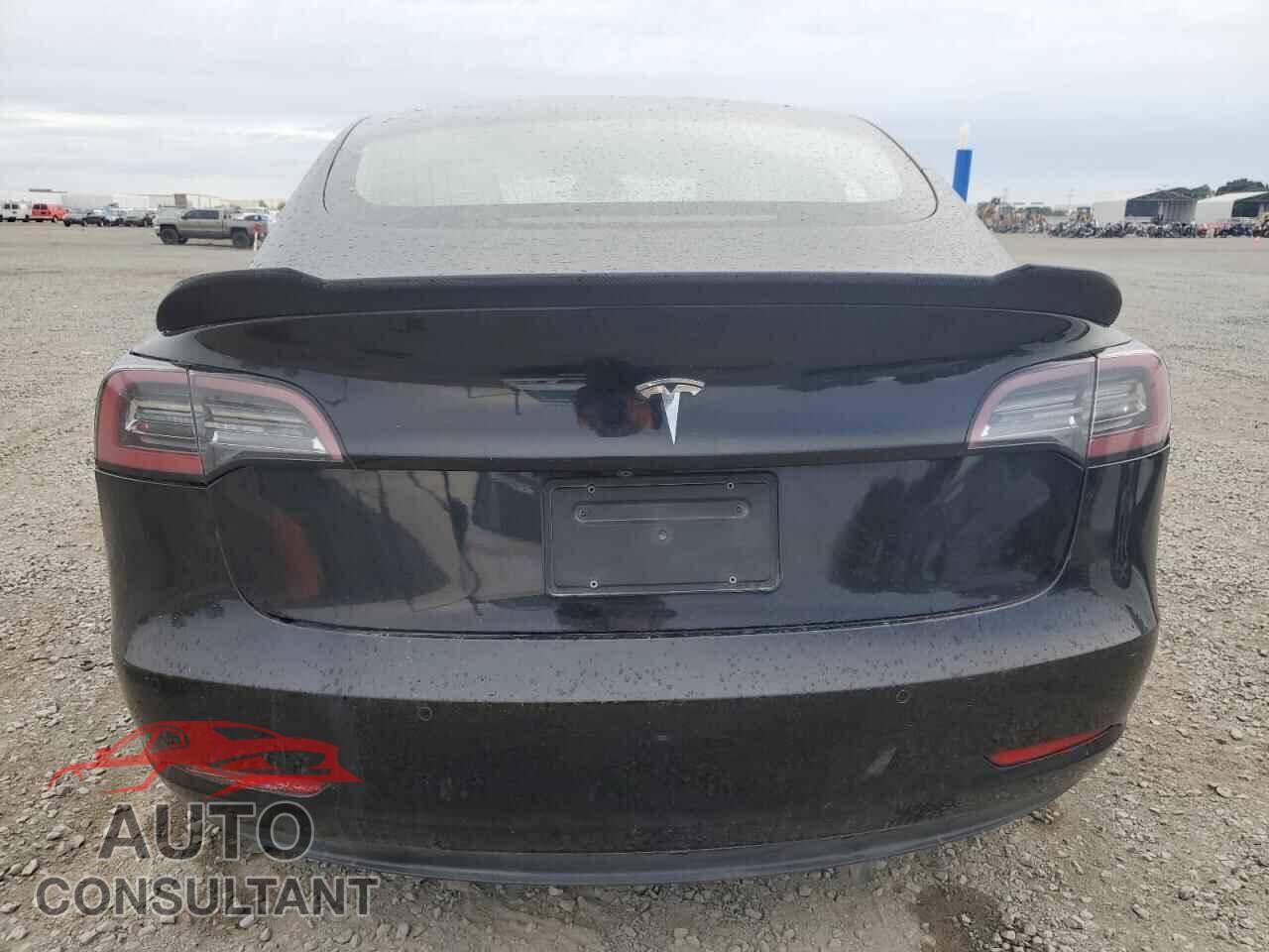 TESLA MODEL 3 2019 - 5YJ3E1EA4KF315085