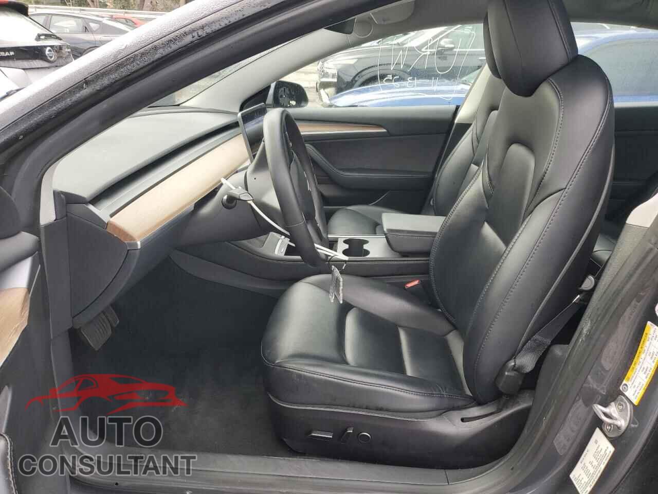 TESLA MODEL 3 2023 - 5YJ3E1EA5PF450177