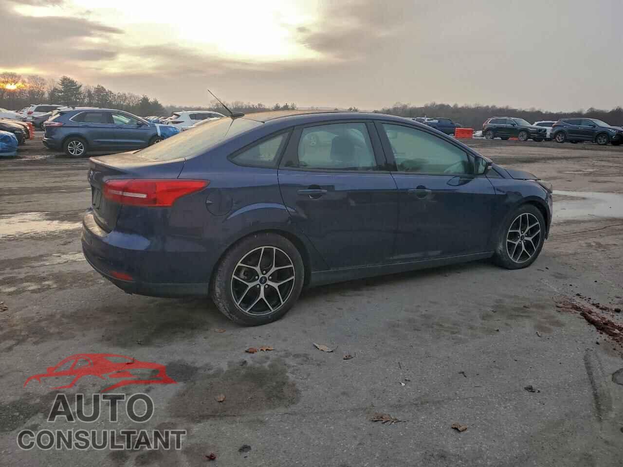 FORD FOCUS 2017 - 1FADP3H22HL240770