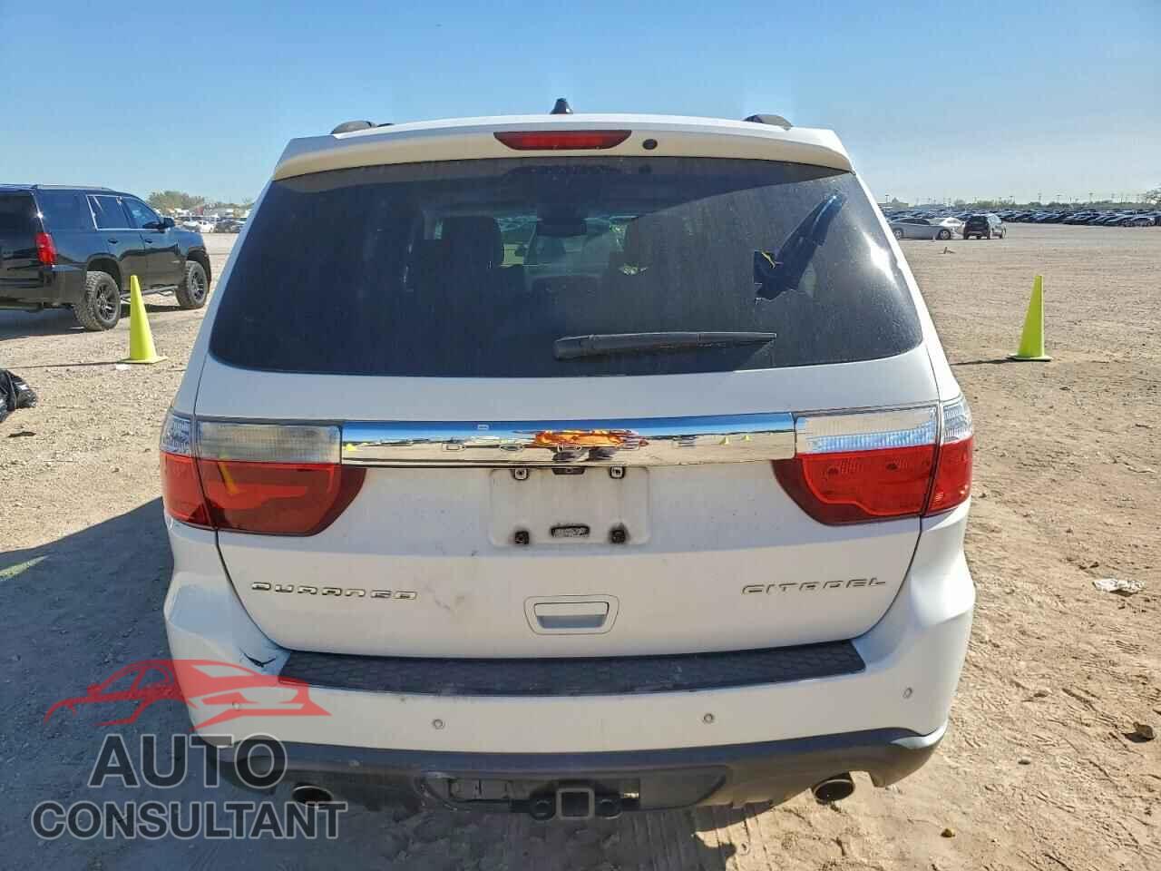 DODGE DURANGO 2011 - 1D4SD5GT8BC708706