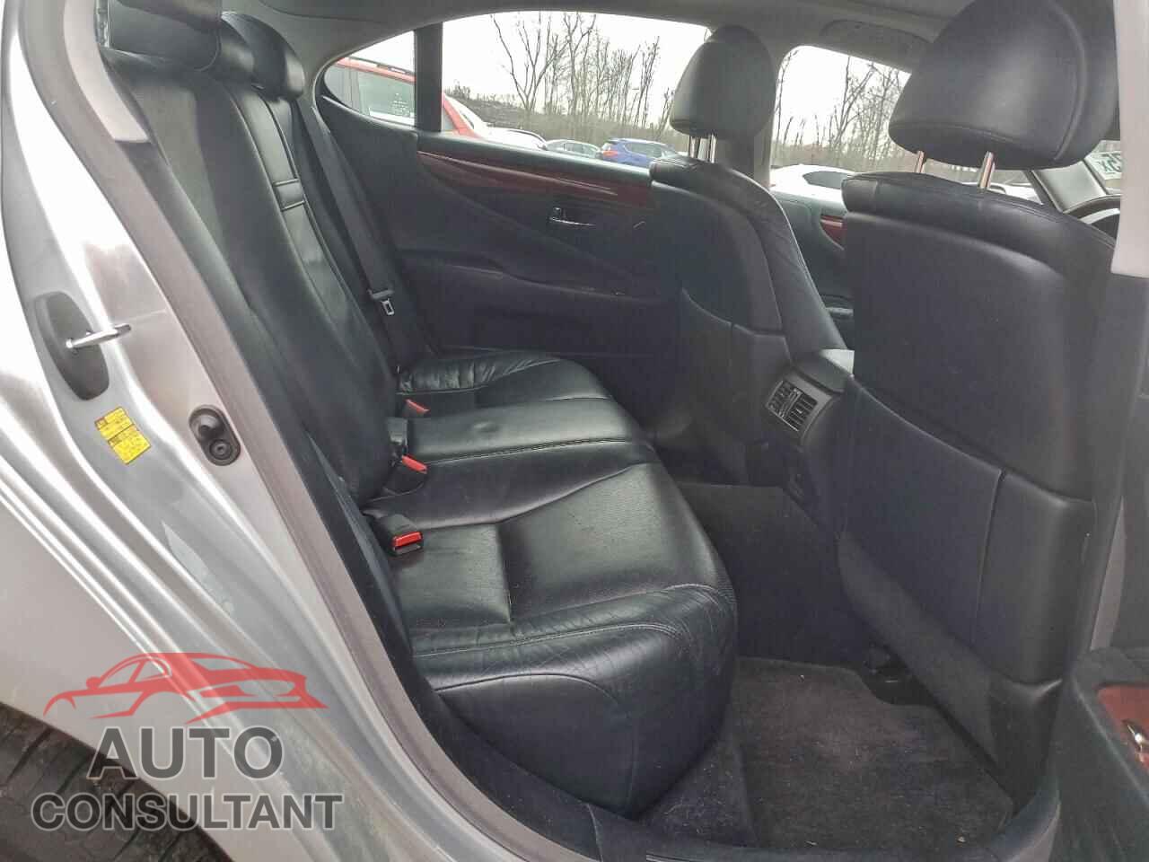 LEXUS LS460 2012 - JTHCL5EF3C5013846