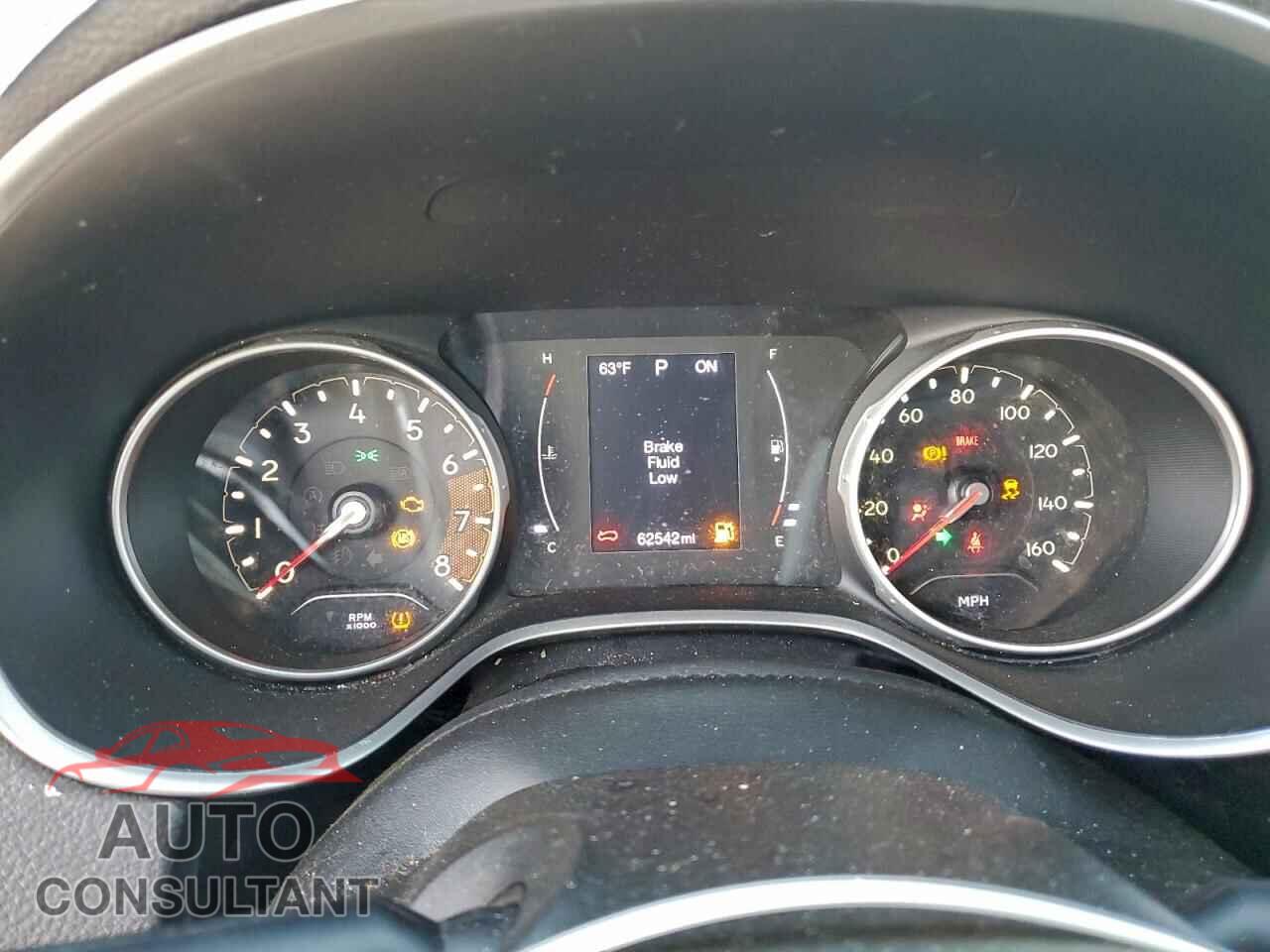 JEEP COMPASS 2020 - 3C4NJCBB9LT144432