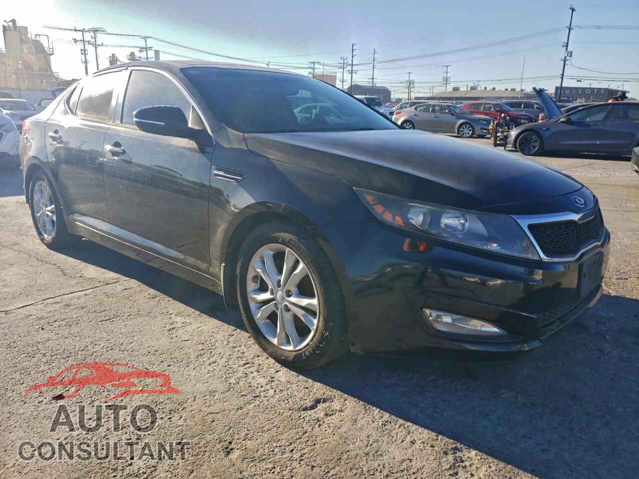 KIA OPTIMA 2013 - 5XXGN4A77DG201045