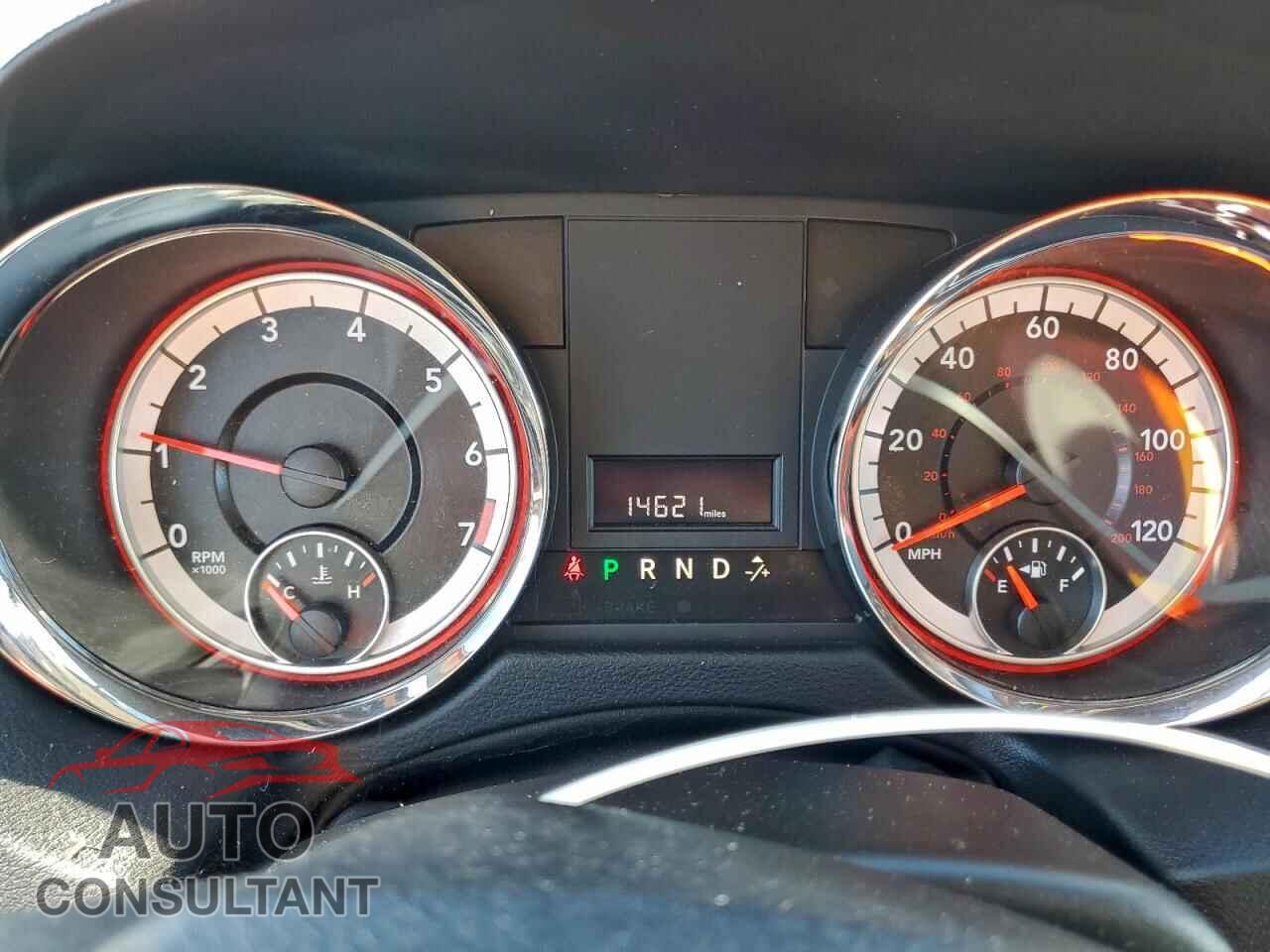 DODGE CARAVAN 2015 - 2C4RDGCG7FR682418