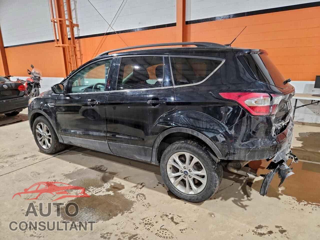 FORD ESCAPE 2017 - 1FMCU9GD5HUD63120
