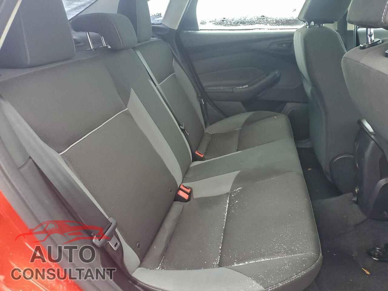 FORD FOCUS 2012 - 1FAHP3F2XCL475155