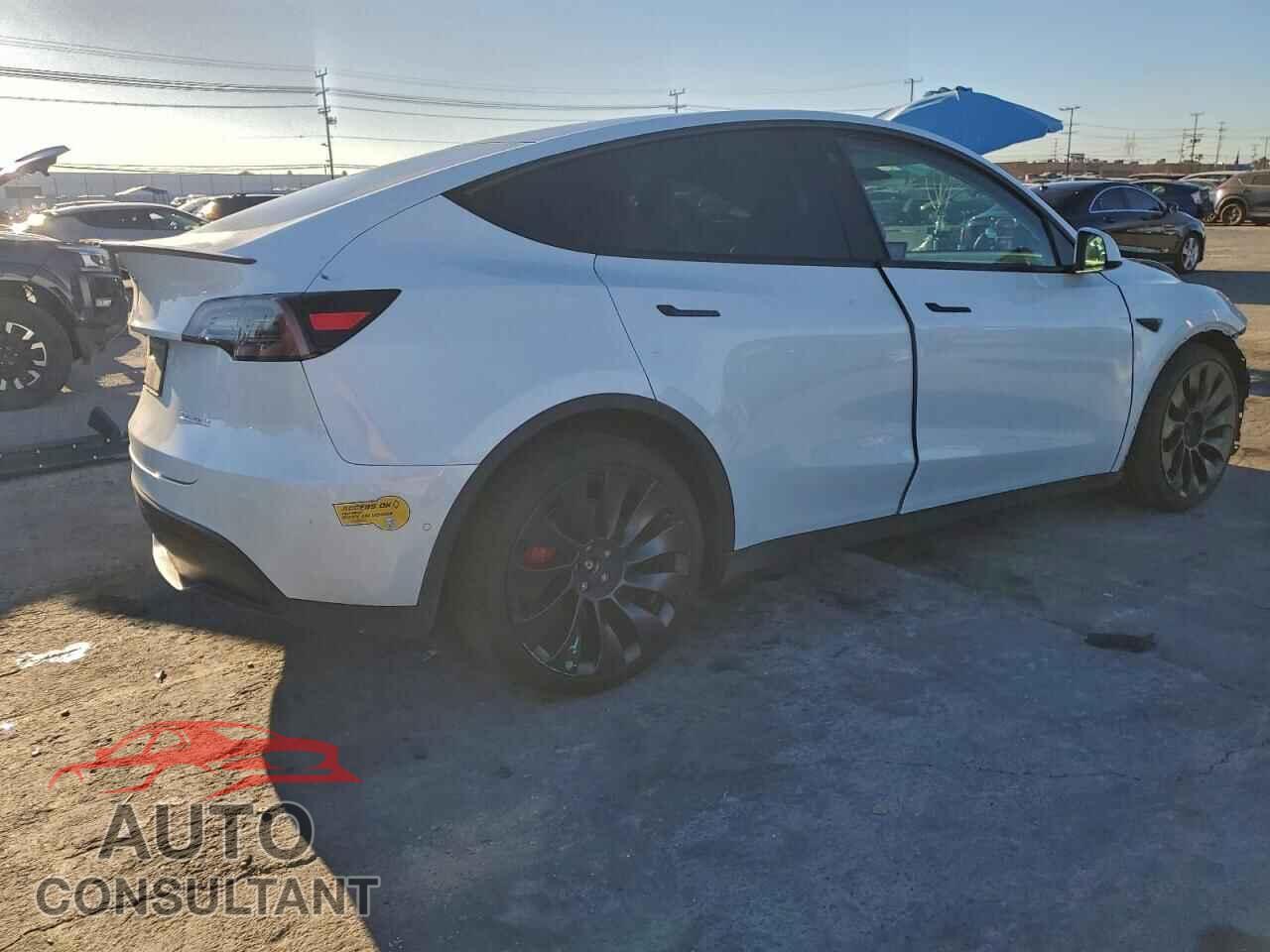 TESLA MODEL Y 2022 - 7SAYGDEF2NF390436