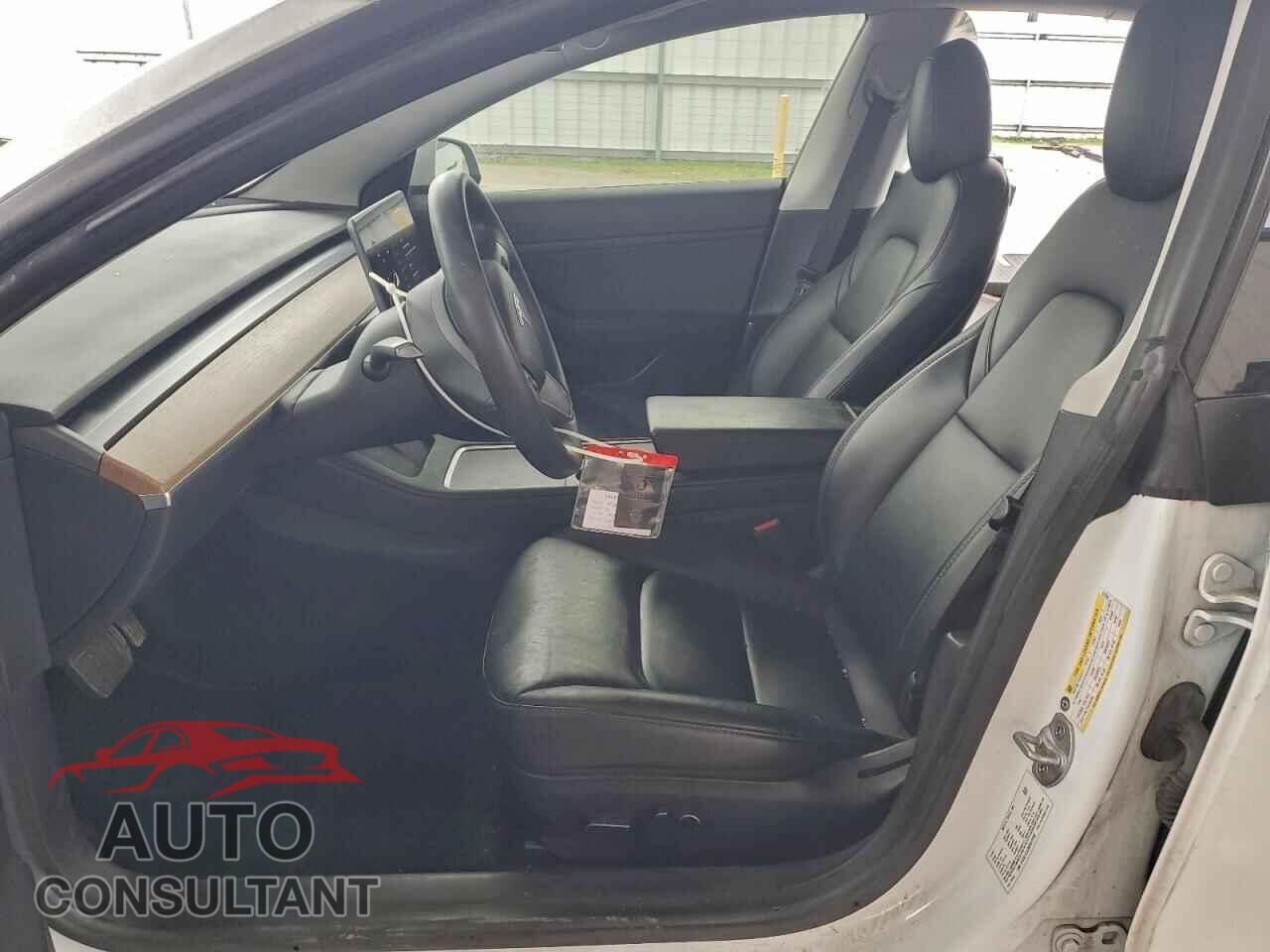 TESLA MODEL 3 2021 - 5YJ3E1EA3MF872220