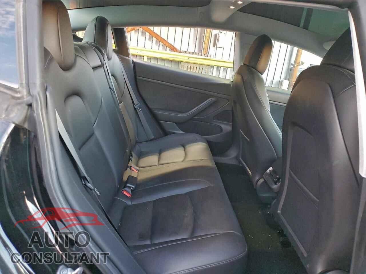 TESLA MODEL 3 2021 - 5YJ3E1EA1MF907076