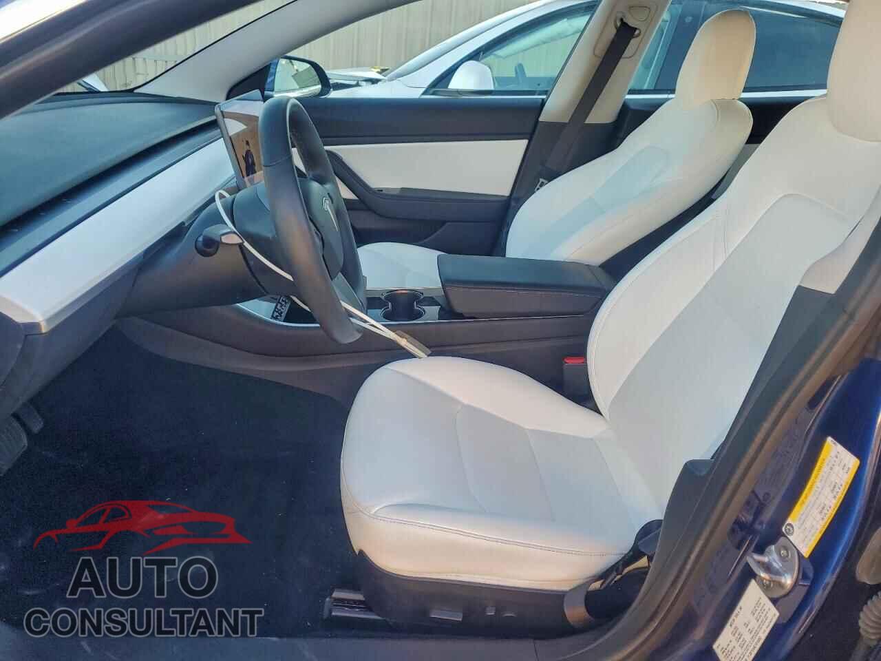 TESLA MODEL 3 2020 - 5YJ3E1EA9LF615853
