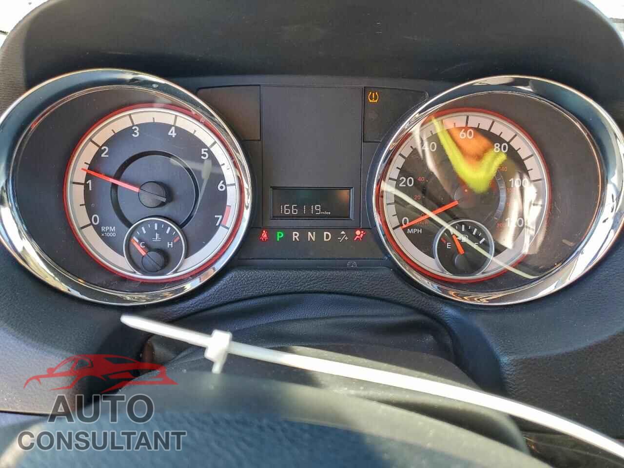 DODGE CARAVAN 2011 - 2D4RN3DGXBR750535