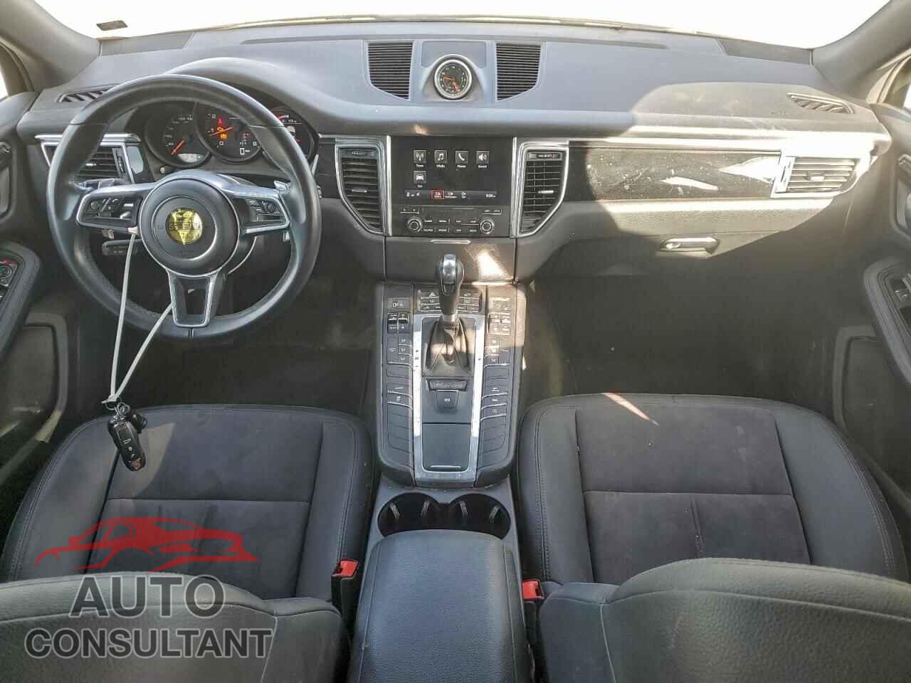 PORSCHE MACAN 2017 - WP1AA2A54HLB81376