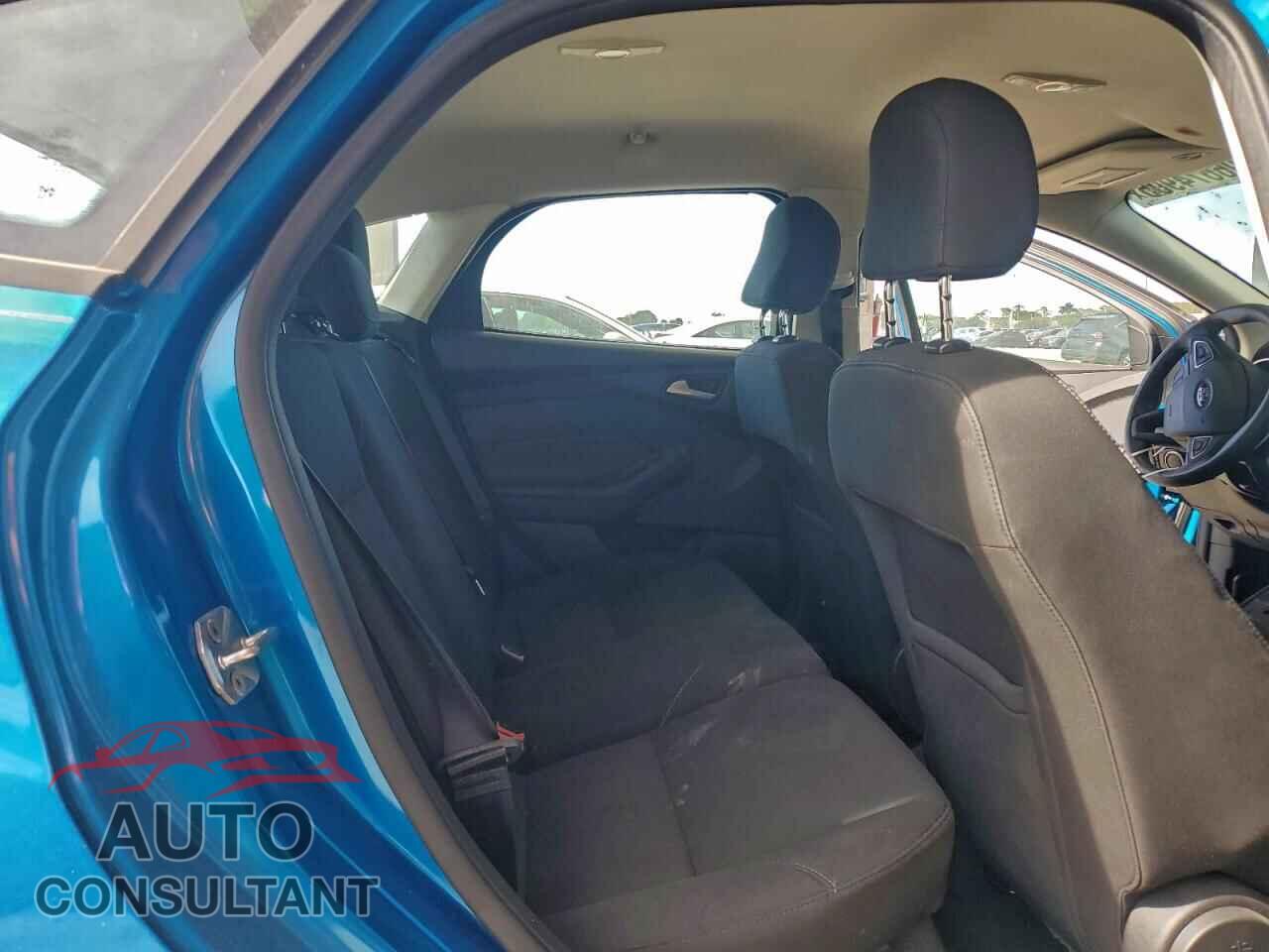 FORD FOCUS 2016 - 1FADP3K20GL376872