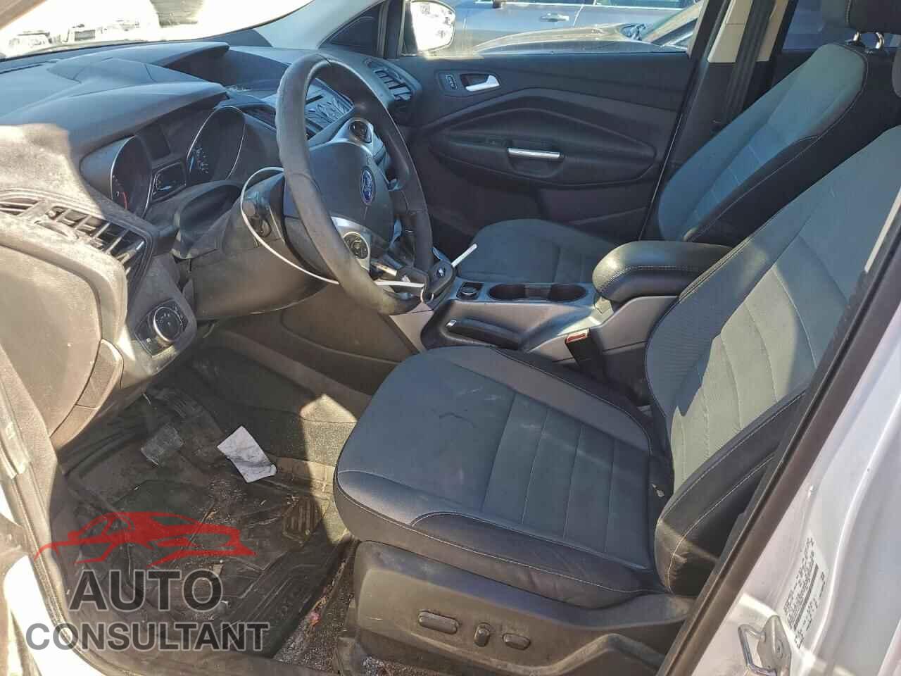 FORD ESCAPE 2016 - 1FMCU9GX2GUC40402