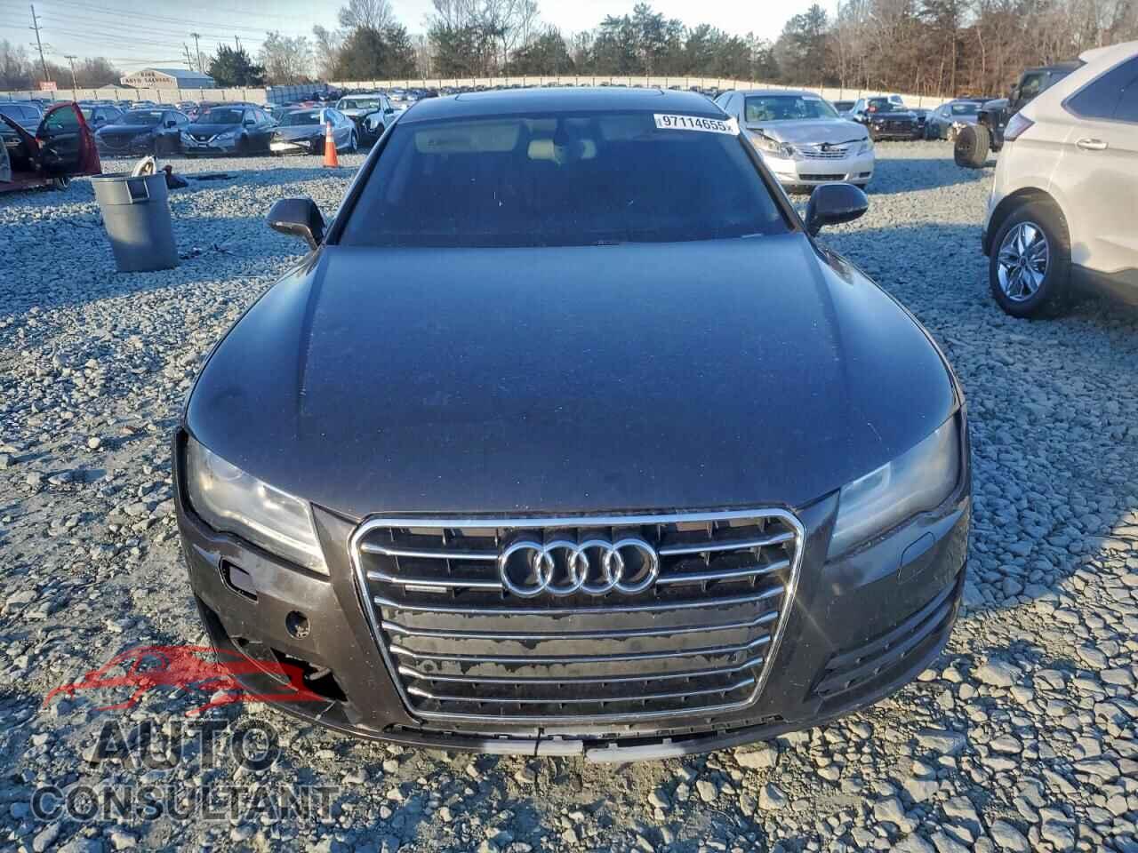 AUDI A7 2013 - WAUYGAFC2DN051690