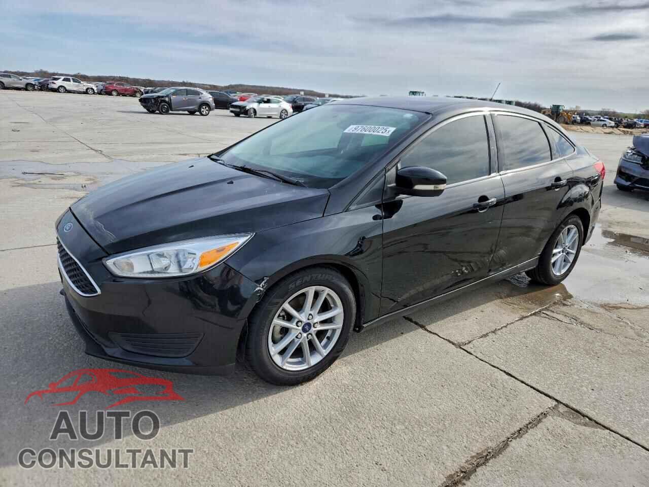 FORD FOCUS 2017 - 1FADP3F28HL229520