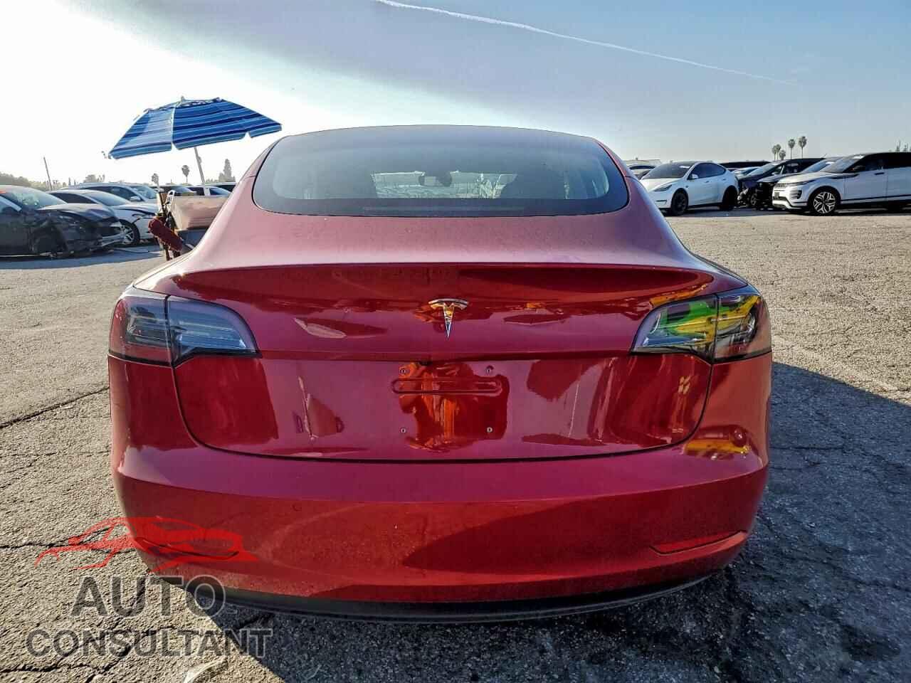 TESLA MODEL 3 2018 - 5YJ3E1EA1JF154998