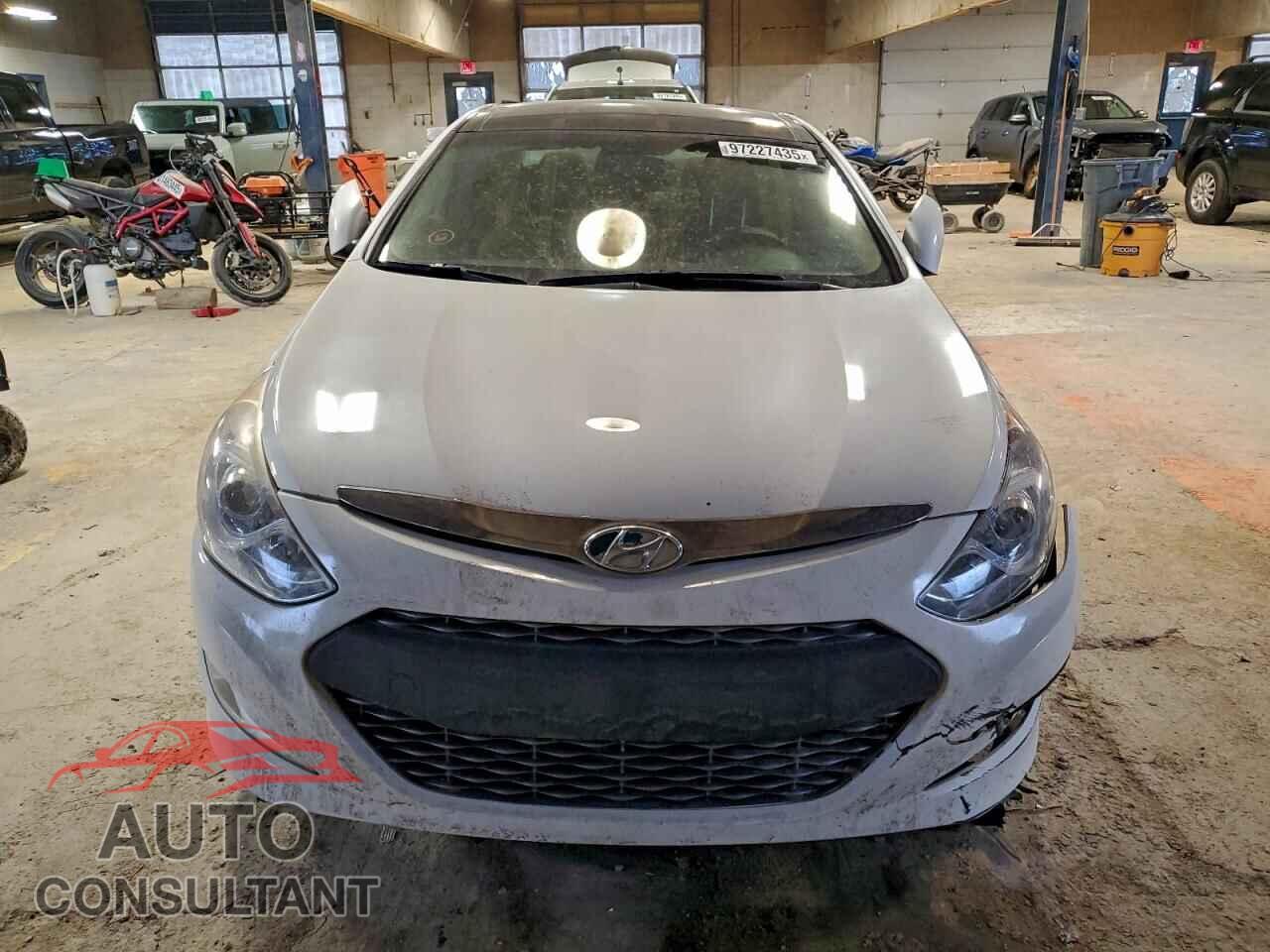 HYUNDAI SONATA 2012 - KMHEC4A44CA036189