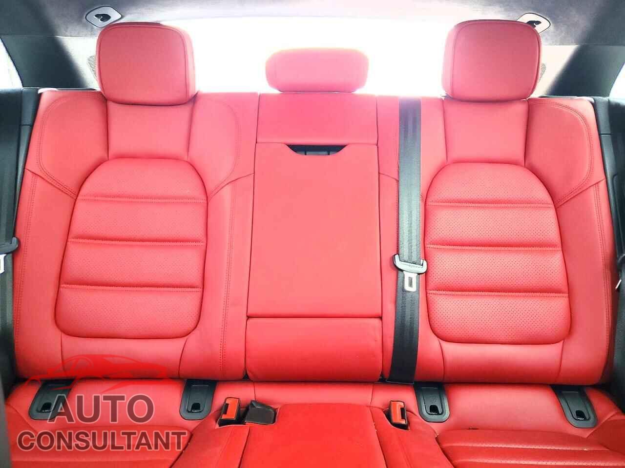 PORSCHE MACAN 2021 - WP1AF2A50MLB60391