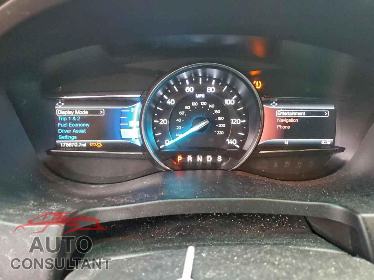 FORD EXPLORER 2017 - 1FM5K7F82HGC18042