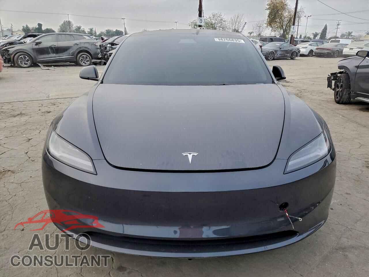 TESLA MODEL 3 2025 - 5YJ3E1EA8SF051272