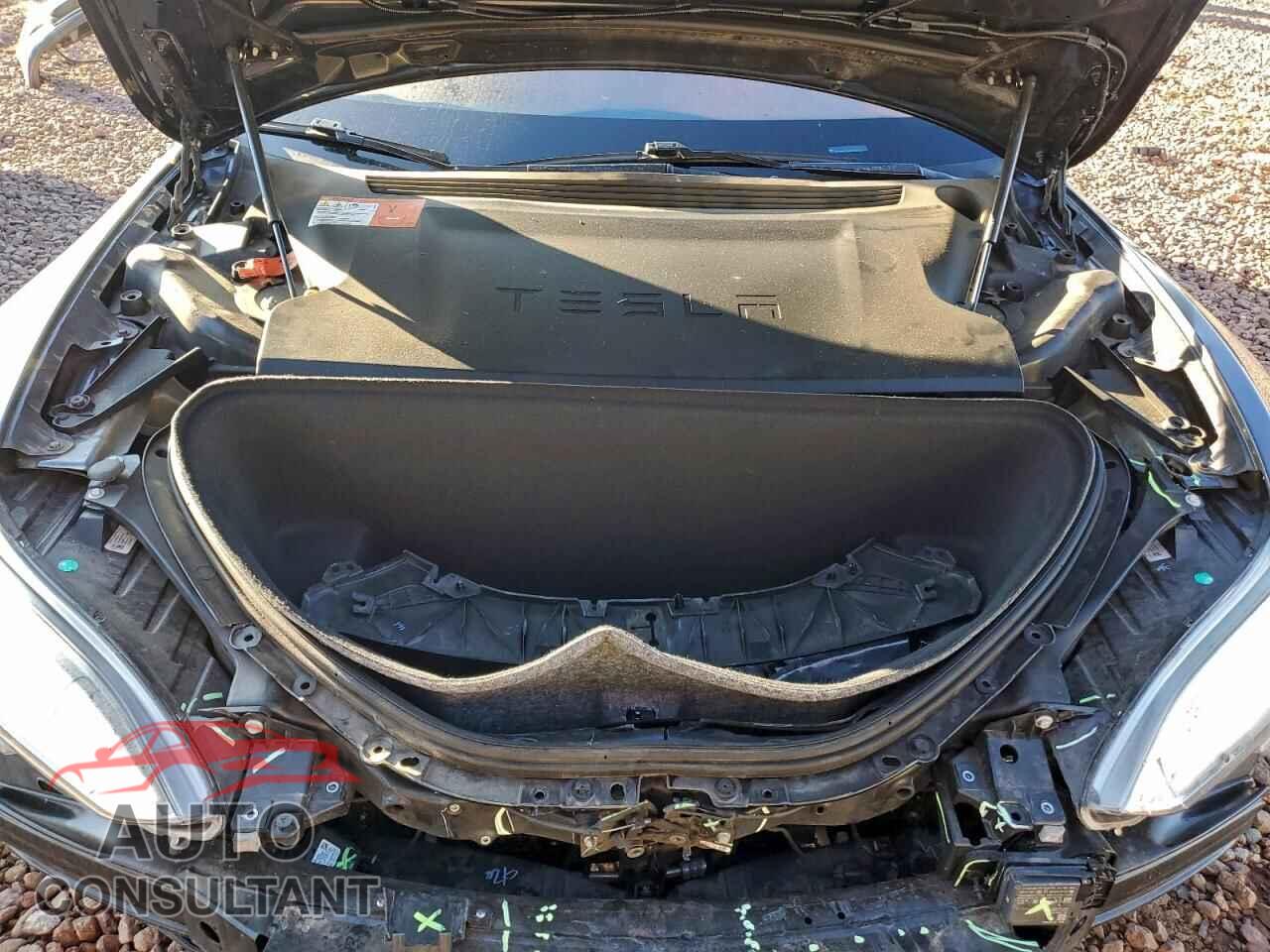 TESLA MODEL S 2017 - 5YJSA1E29HF232146