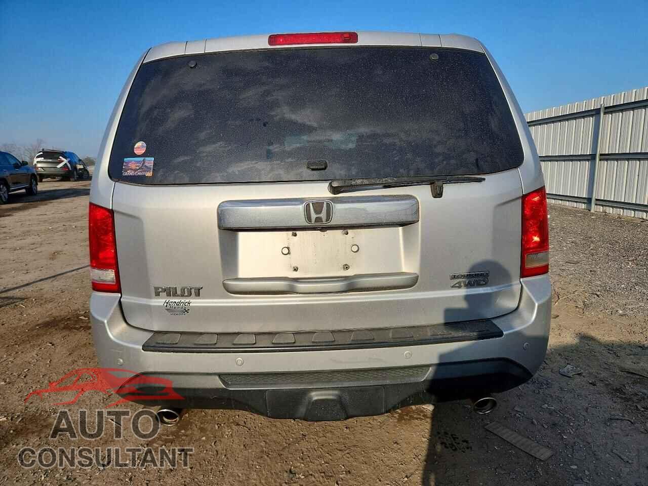 HONDA PILOT 2014 - 5FNYF4H97EB011937