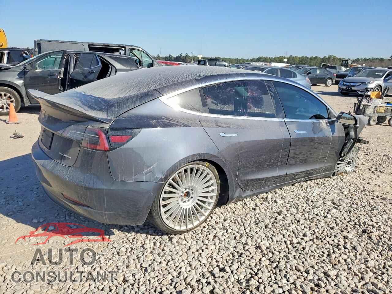 TESLA MODEL 3 2018 - 5YJ3E1EB8JF112403