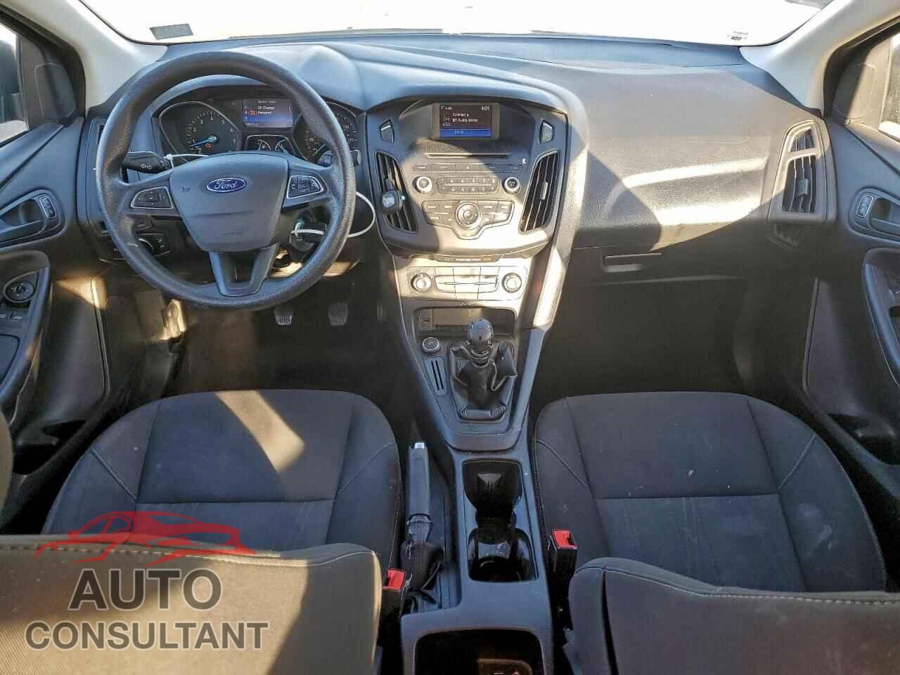 FORD FOCUS 2016 - 1FADP3E24GL367927