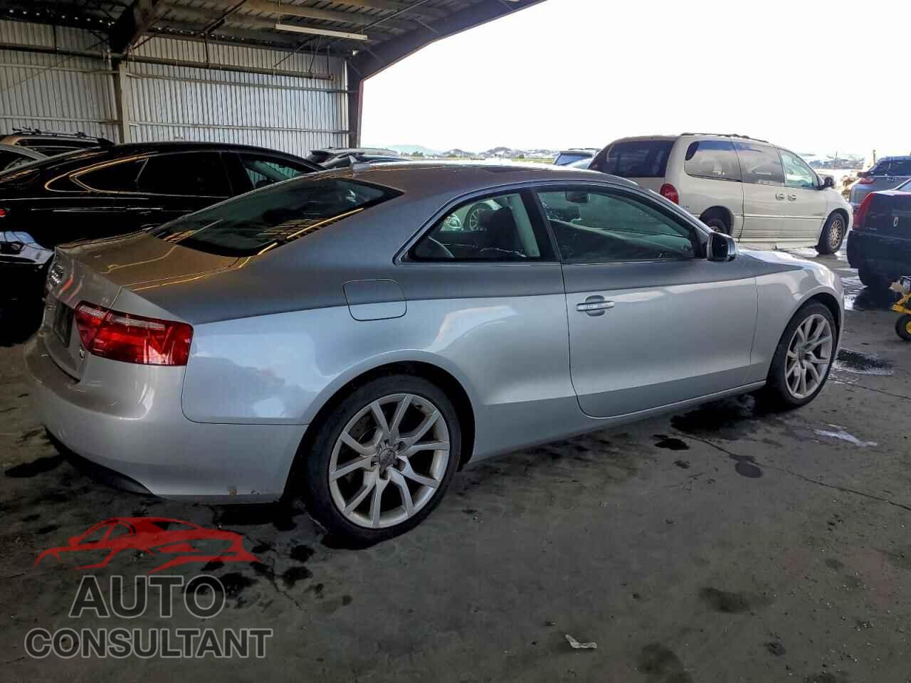 AUDI A5 2010 - WAUCFAFR4AA054613