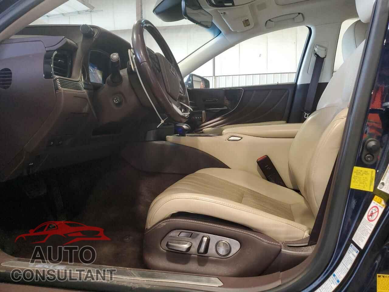 LEXUS LS500 2018 - JTHC51FF4J5001994