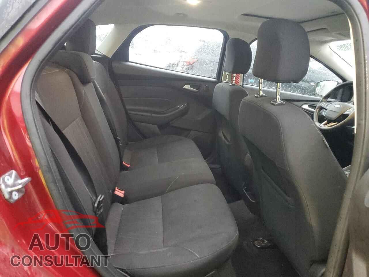 FORD FOCUS 2017 - 1FADP3M25HL269220