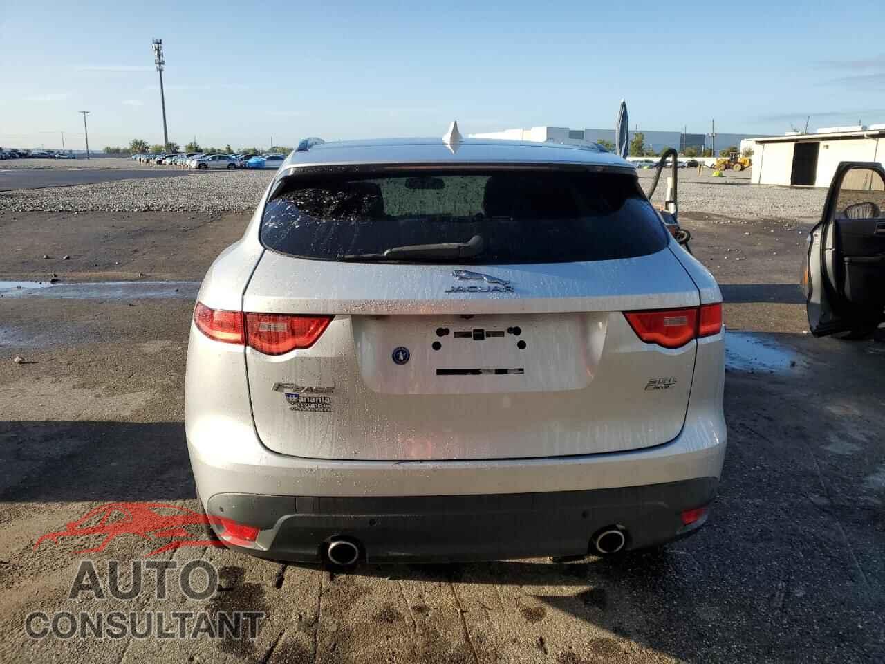 JAGUAR F-PACE 2017 - SADCL2BV9HA092437