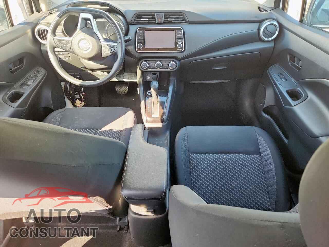 NISSAN VERSA 2020 - 3N1CN8DVXLL891783