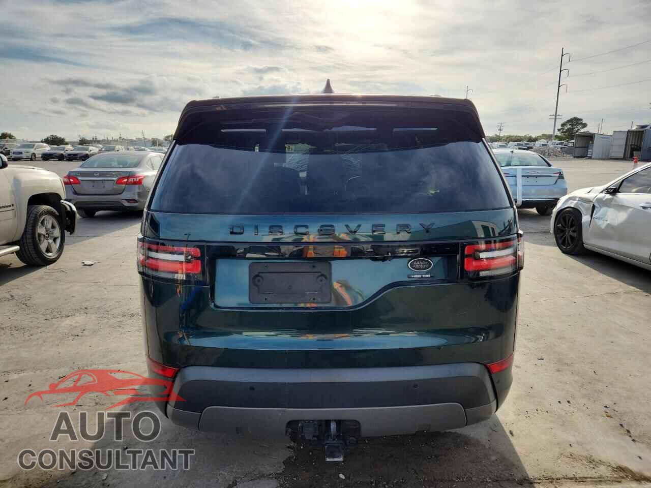 LAND ROVER DISCOVERY 2017 - SALRHBBV6HA023401