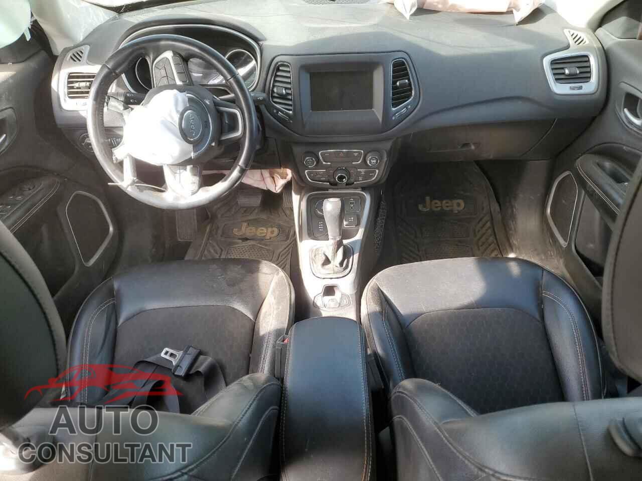 JEEP COMPASS 2018 - 3C4NJDBB2JT373487