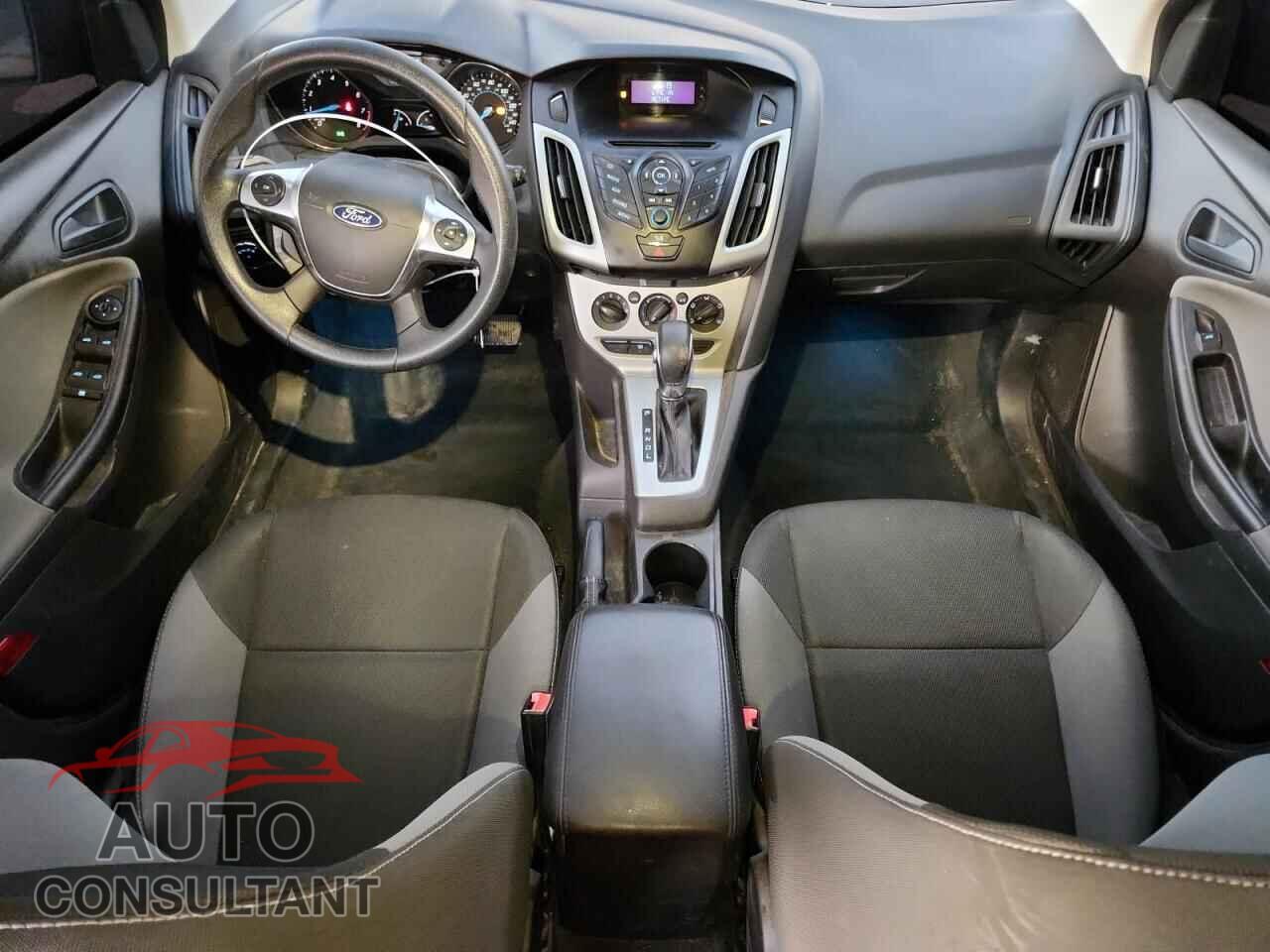 FORD FOCUS 2012 - 1FAHP3K2XCL257433