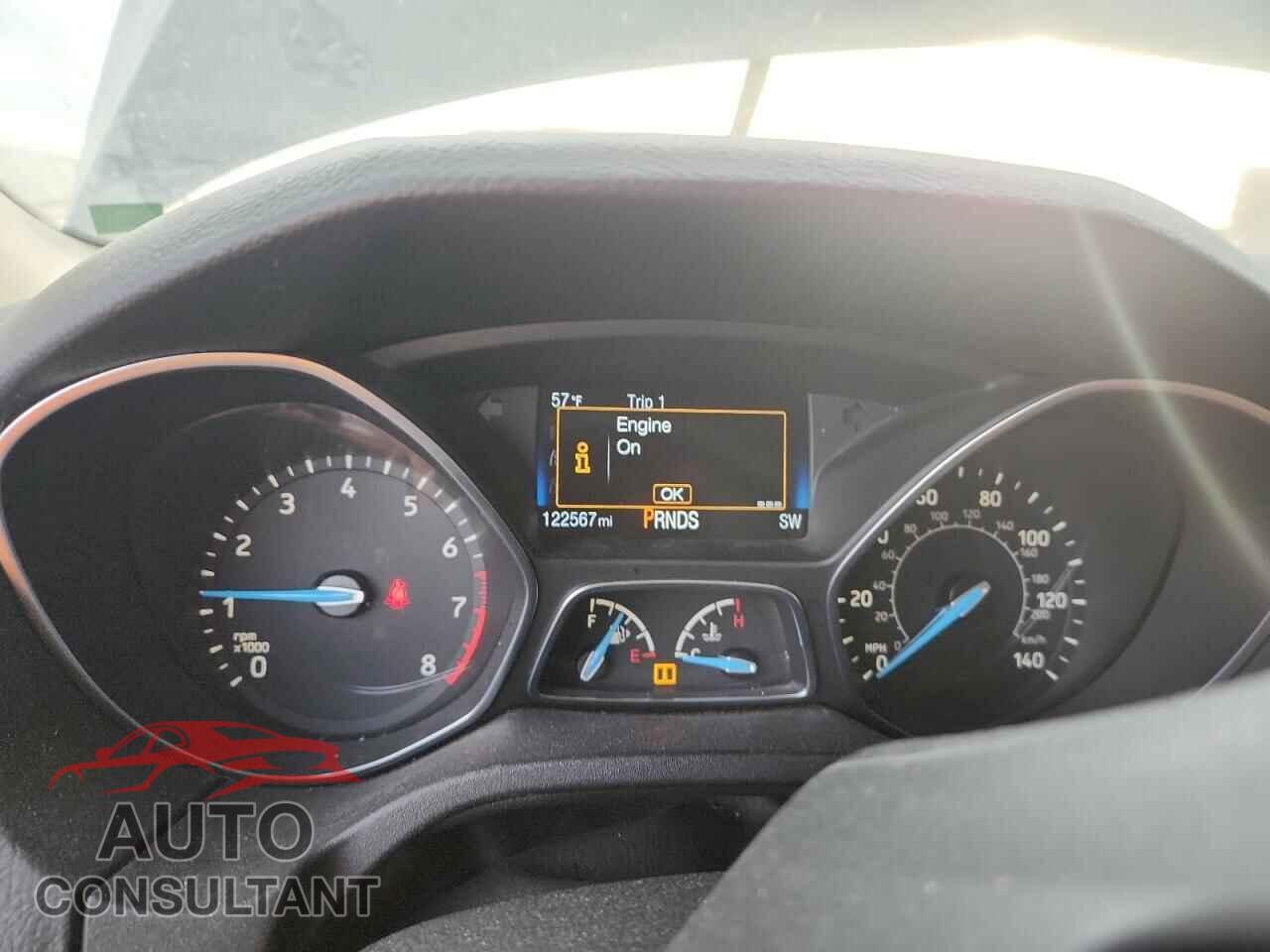 FORD FOCUS 2017 - 1FADP3J22HL347697