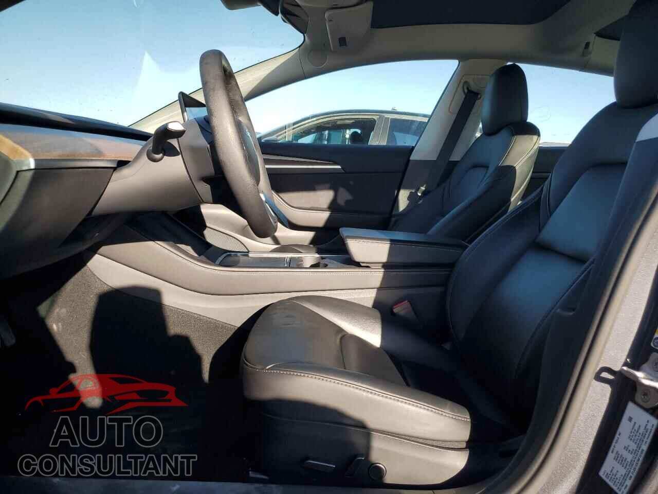 TESLA MODEL 3 2021 - 5YJ3E1EB7MF101008