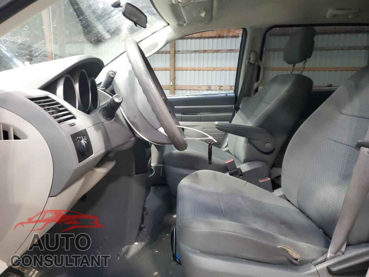 DODGE CARAVAN 2010 - 2D4RN4DE2AR445825