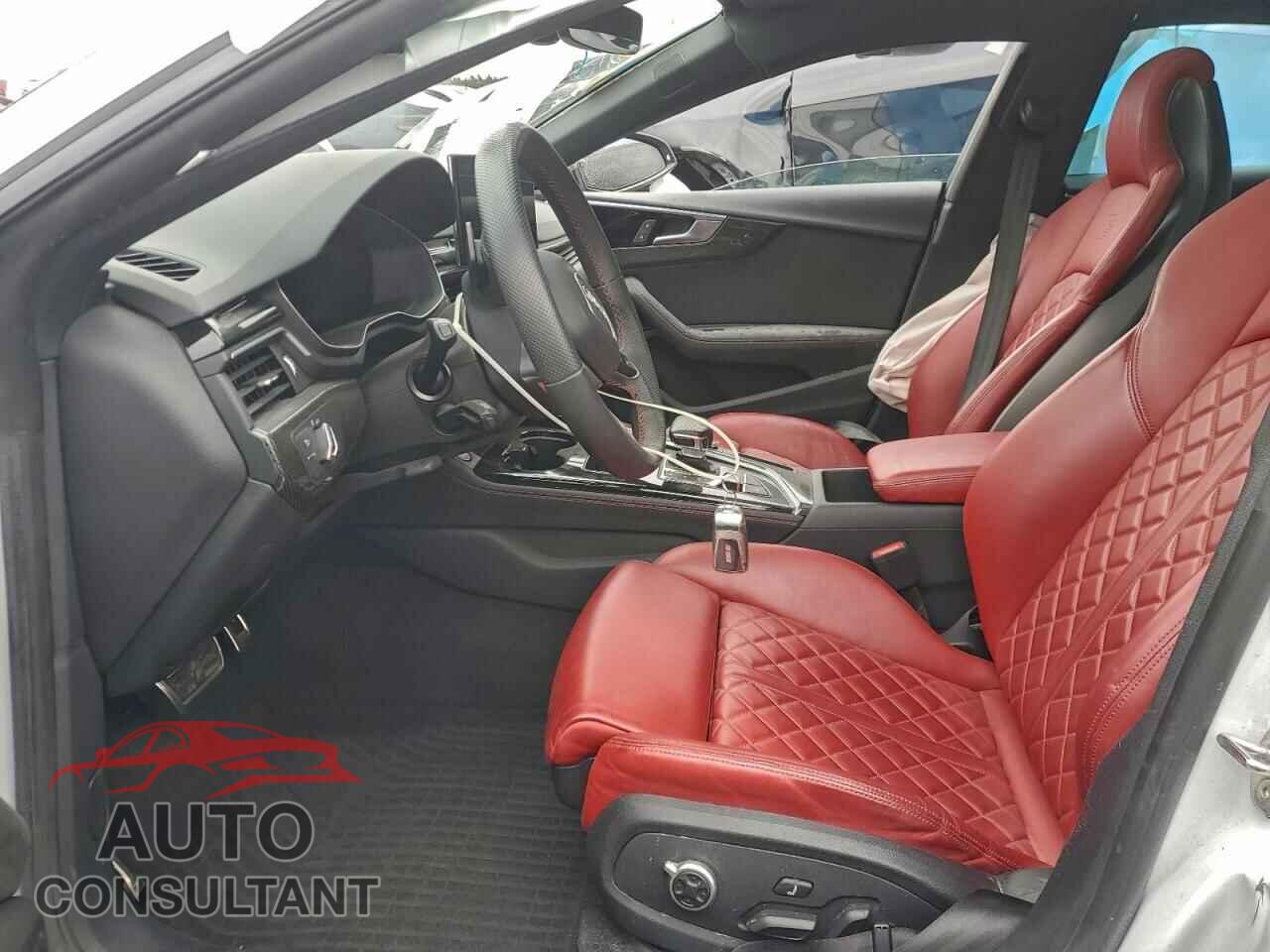 AUDI S5/RS5 2022 - WAUC4CF50NA015621