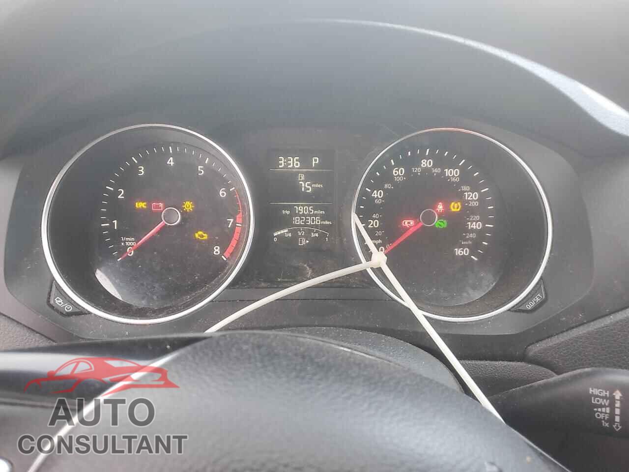 VOLKSWAGEN JETTA 2017 - 3VW2B7AJ6HM303132