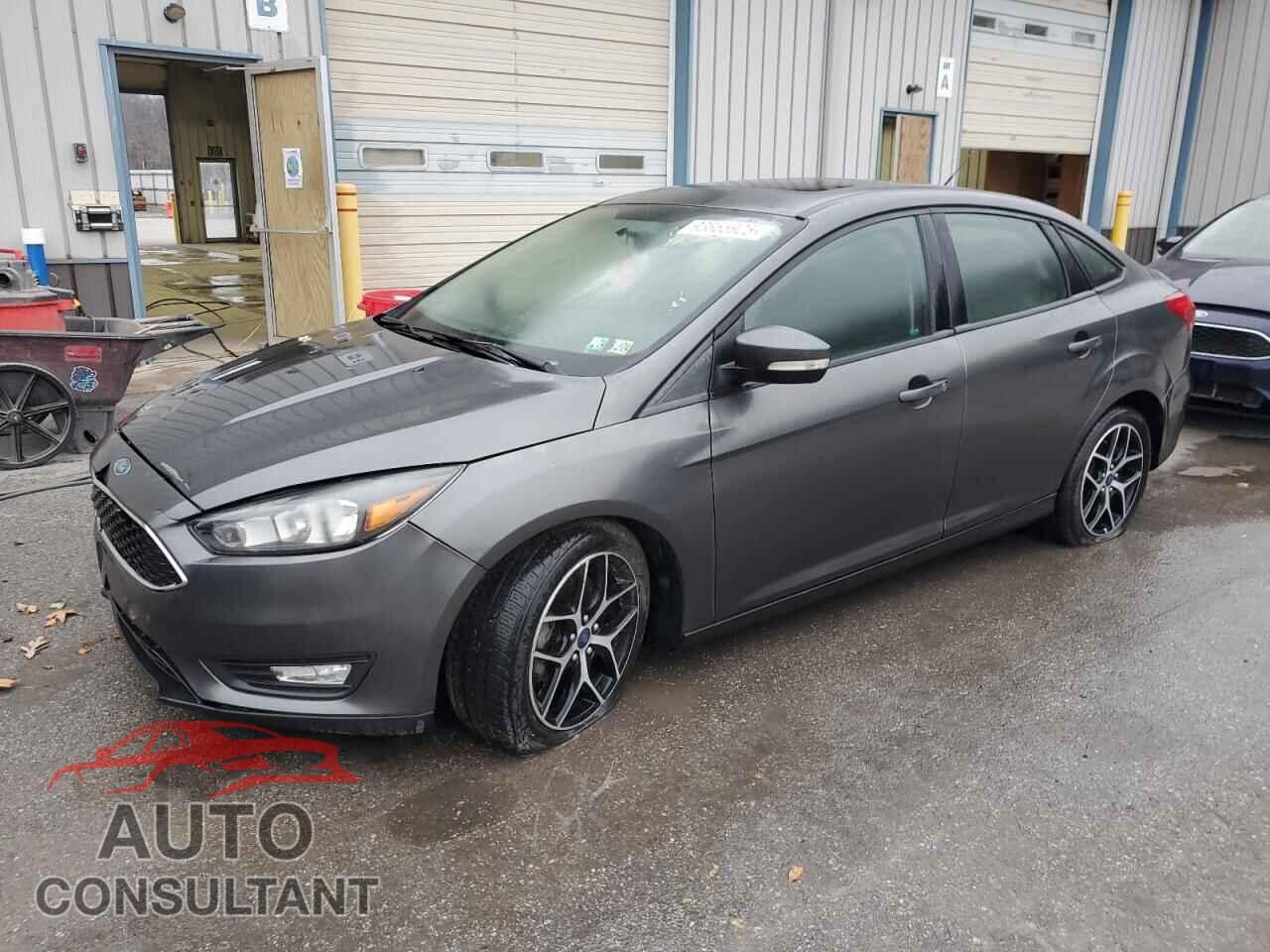 FORD FOCUS 2017 - 1FADP3H26HL248290