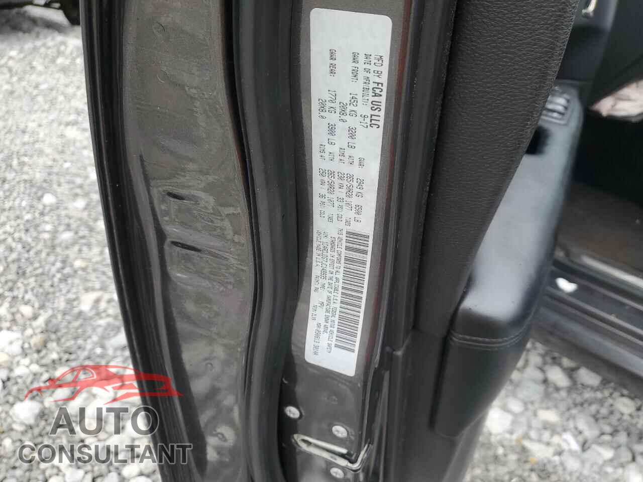DODGE DURANGO 2018 - 1C4RDJDG7JC149935