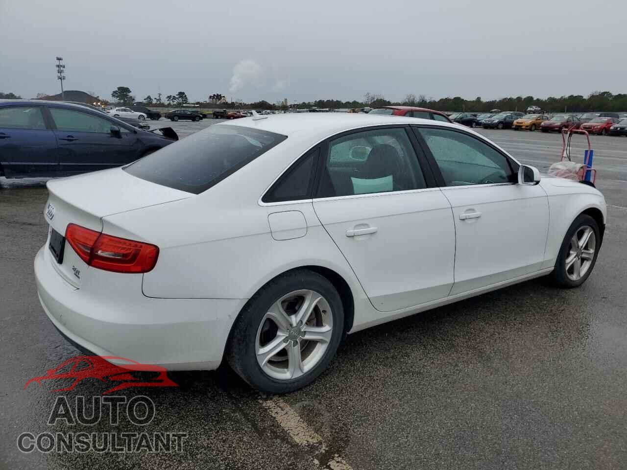 AUDI A4 2013 - WAUBFAFL3DN042568